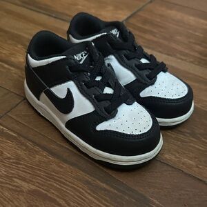 Nike Kids Black and White Sneakers